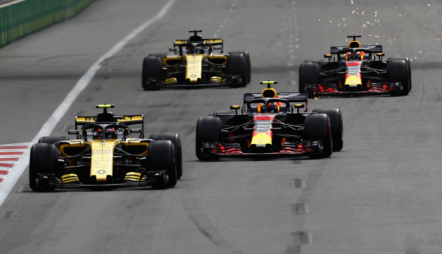 Renault, Red Bull – Azerbaijan GP – F1 2018