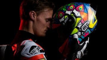 00018_photoshoot_2020_worldsbk_davies_full