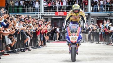 15159_DCP_R13_Ambience