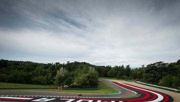 Imola WorldSBK 2019 far shot